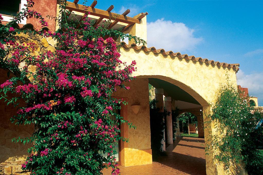 Amarestyle Igv Club Santagiusta Hotel Costa Rei Exterior photo